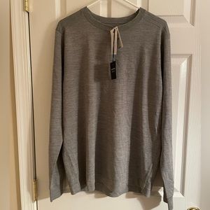 Nordstram Men’s shop lightweight sweater, sz L, 50% merino wool, NWT $89.99.